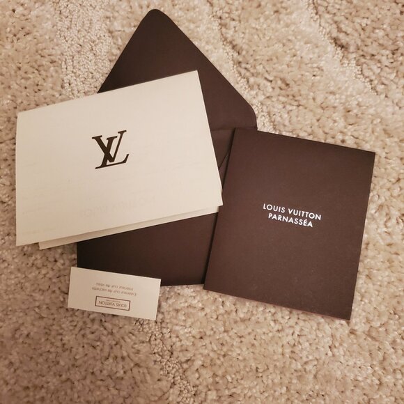 Louis Vuitton Capucines MM Bag, Light Cream/ Ivory, NEW - Picture 7 of 7